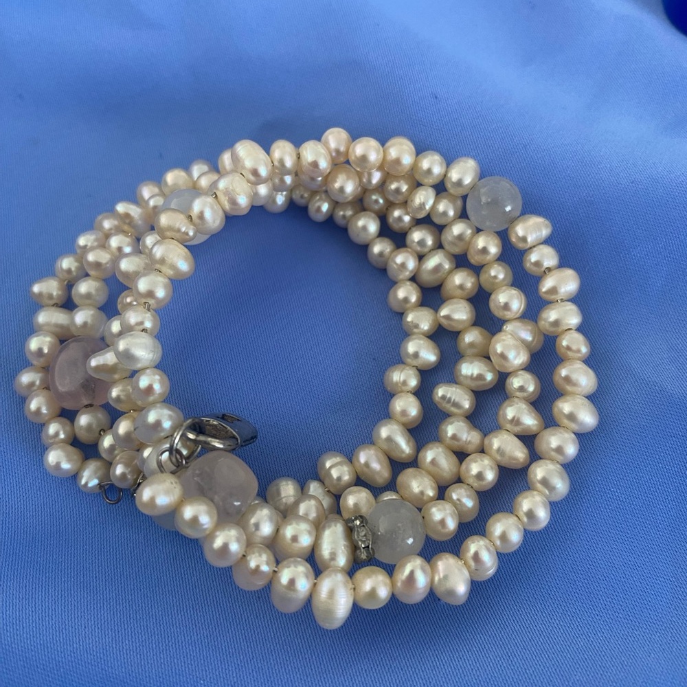 Cream-color freshwater pearl beaded wired wrap bracelet